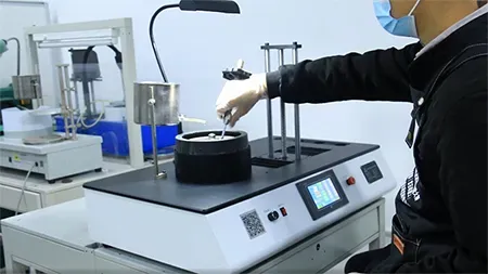 آلة تشكيل وصقل الأحجار الكريمة (مع منصة رفع بنظام التحكم الرقمي CNC)
